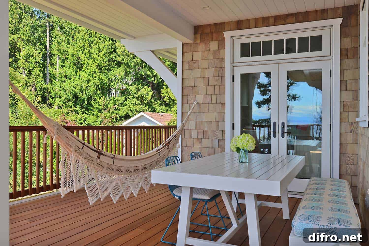 Modern Chic Patio Boho Hammock Seating Alternative Outdoor Seating
