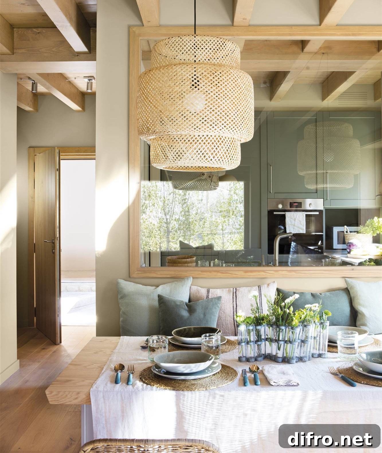 Sinnerlig Pendant Light in Earth Toned Dining Room
