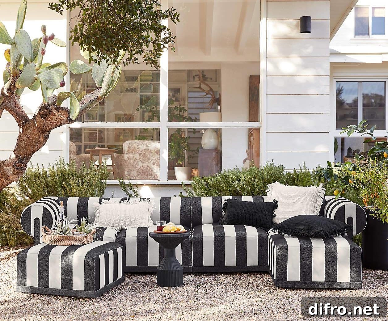 Crate and Barrel Comfy Outdoor Lounge Seating Ottoman and Sectional Chair Sofa Black White Striped