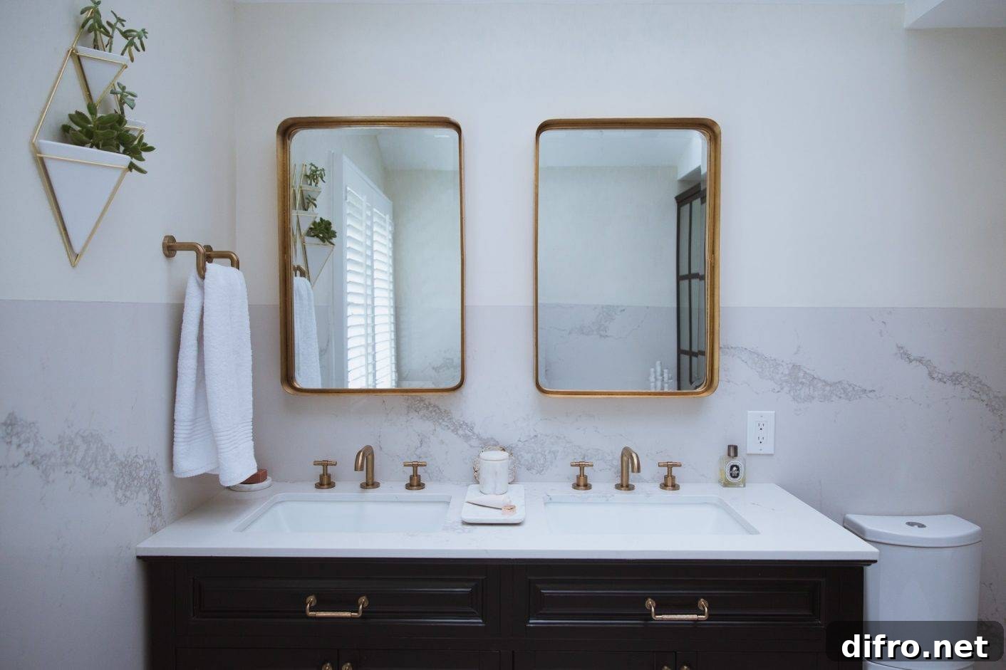 Black, White, and Gold Decor