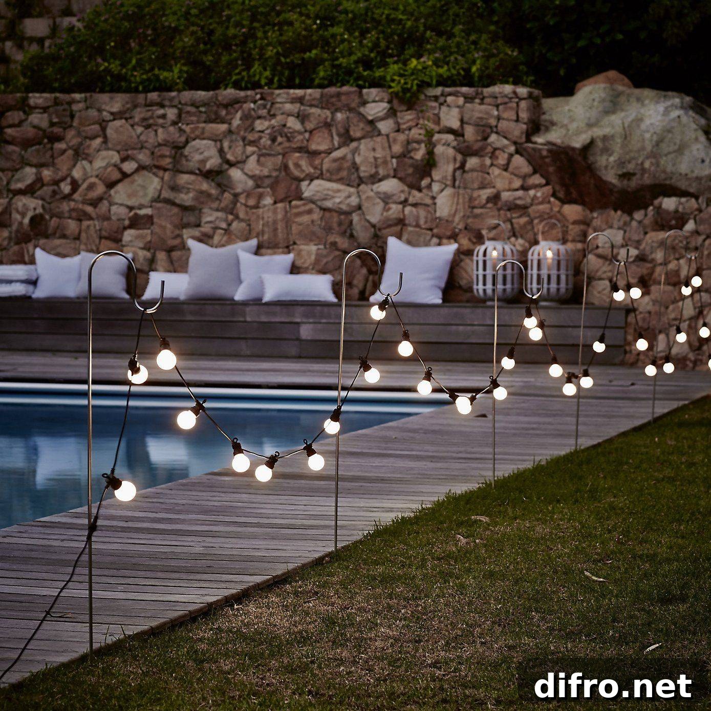 Light bulbs Along with Pool