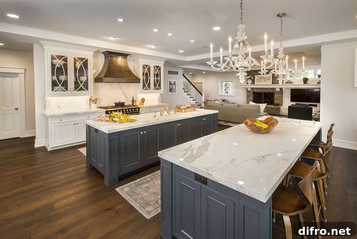 Modern-traditional kitchen with gray joinery