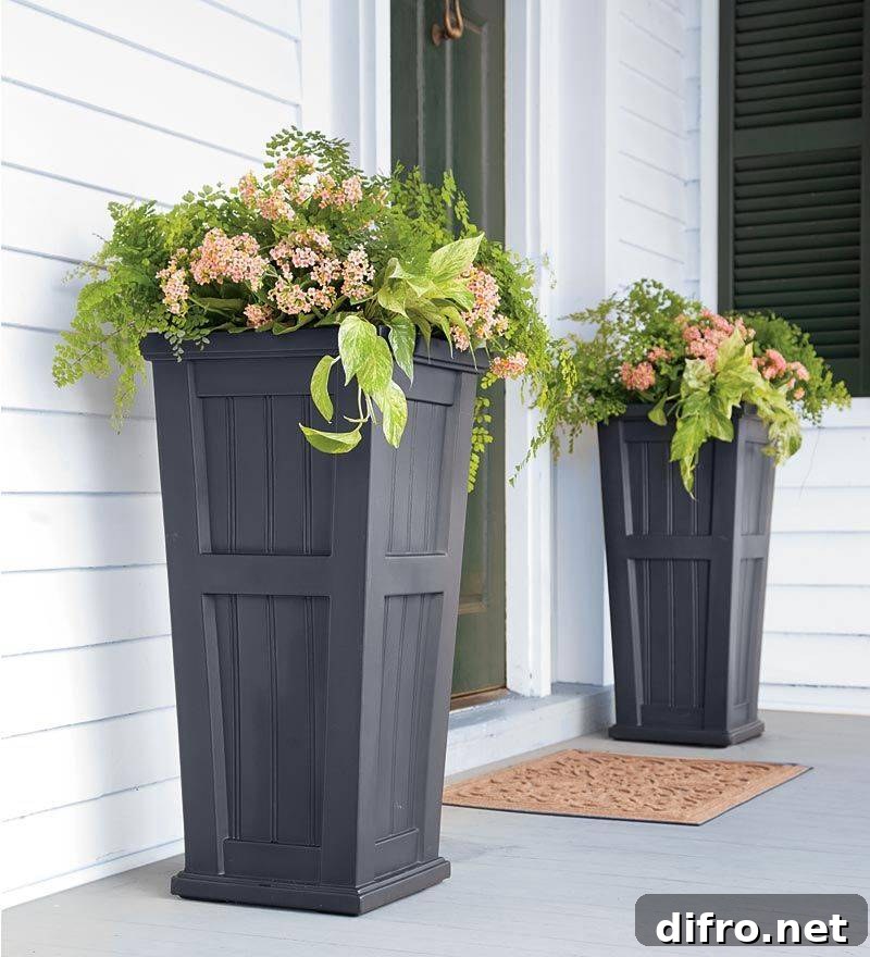 Freestanding planters