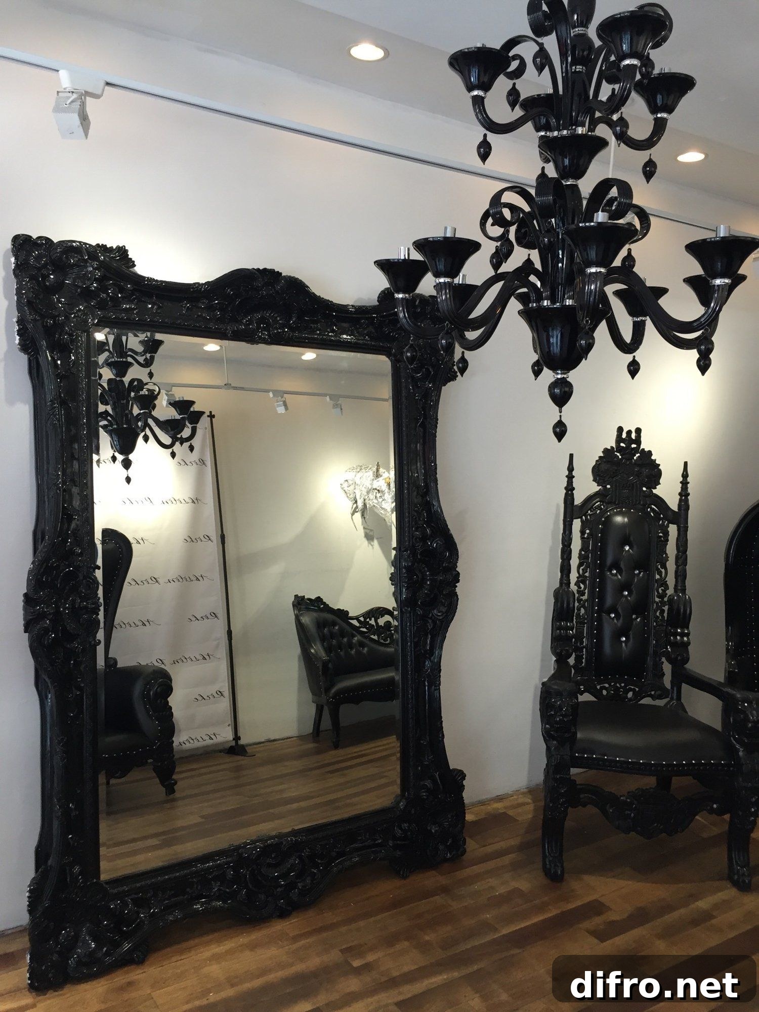 Gothic-themed Bedroom Accessories
