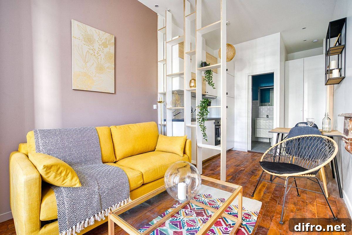 18 sqm Lyon Studio: Modern Scandinavian Space-Saving Design 2 Small 18 square meter studio apartment in Lyon created from a larger 60 sqm apartment