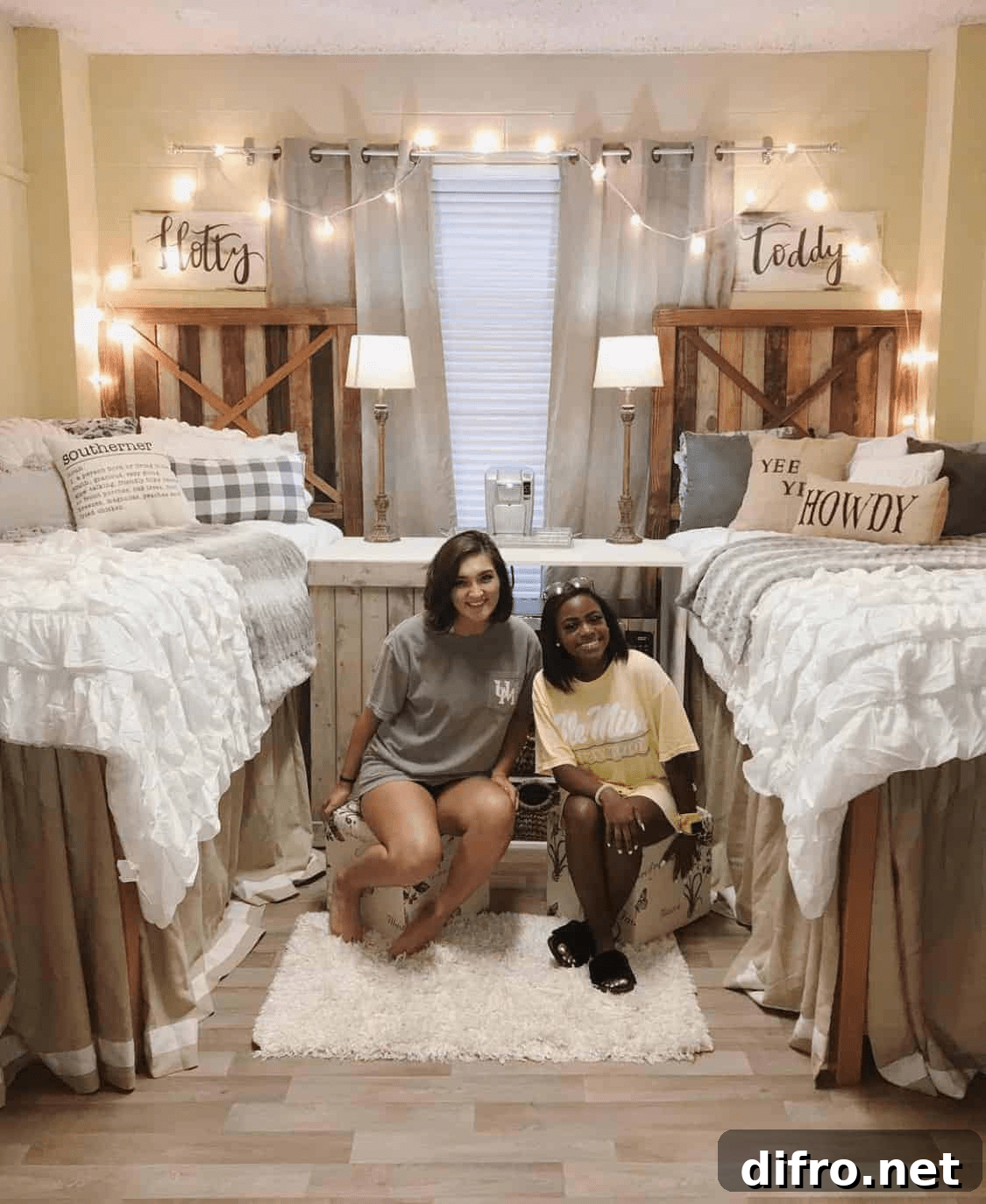 Dorm Room Headboard and Decor