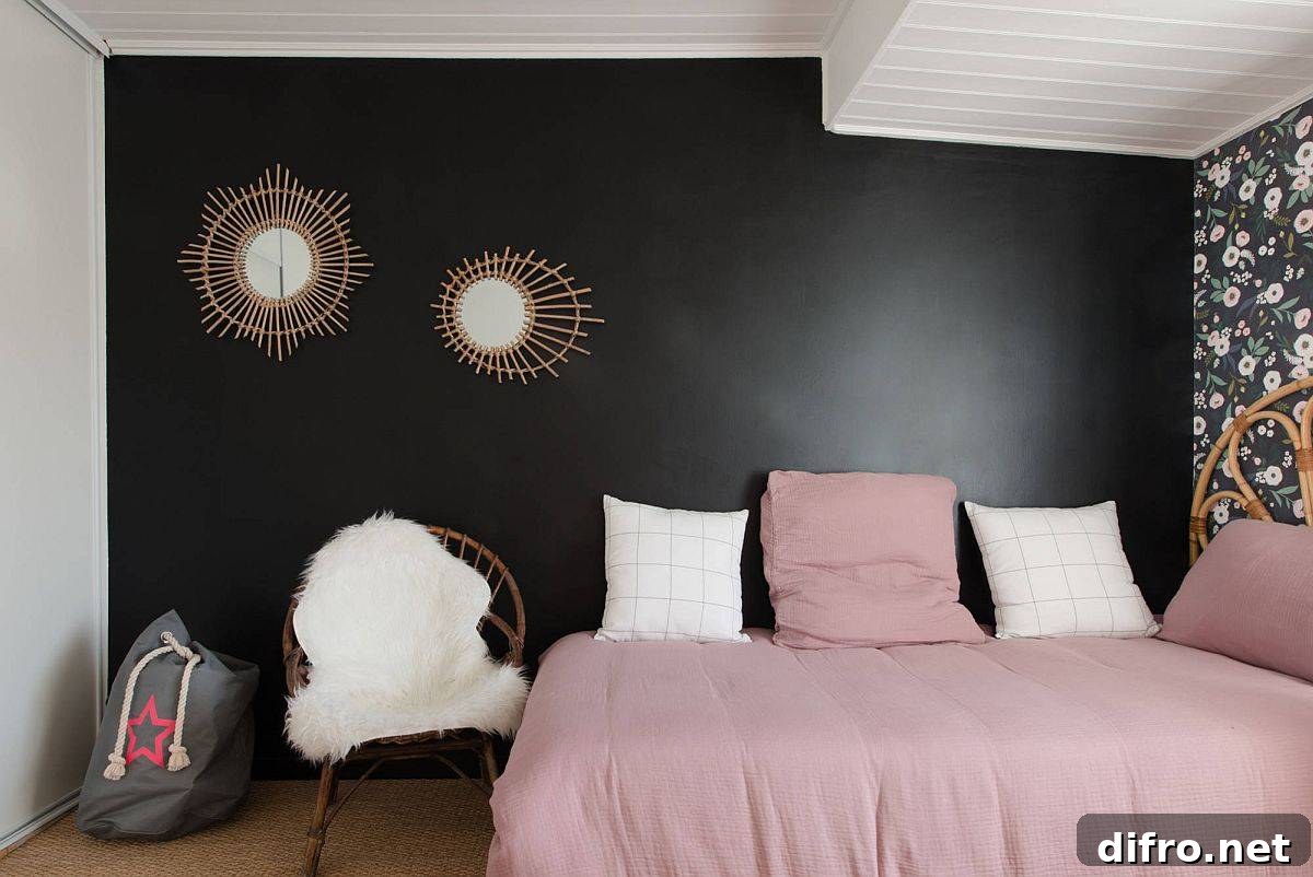 Teen bedroom with black accents
