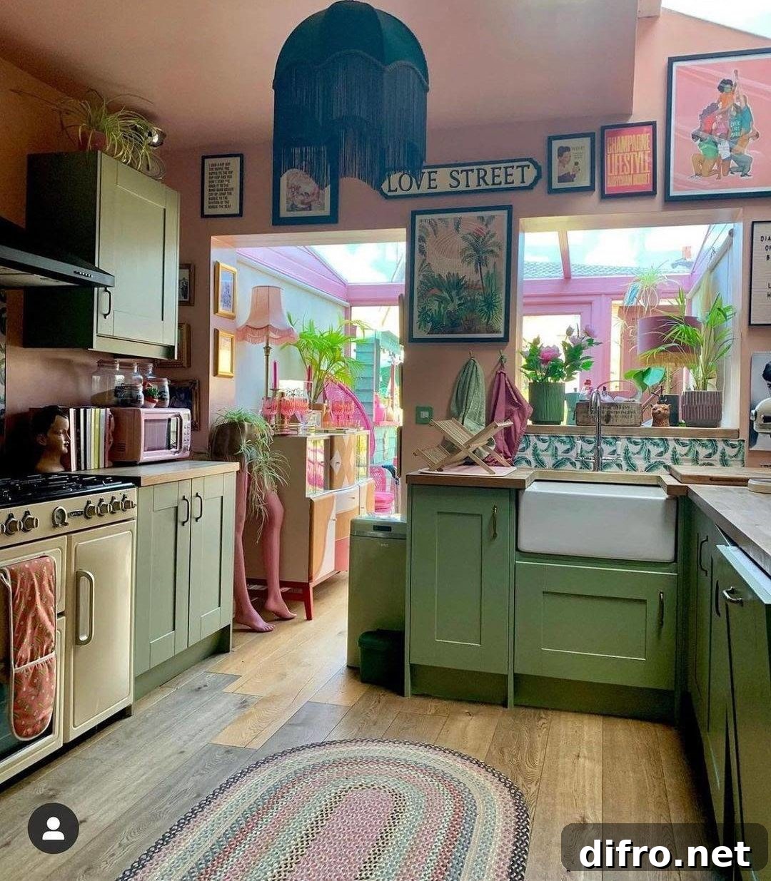 Making Maximalism Home Decor Work