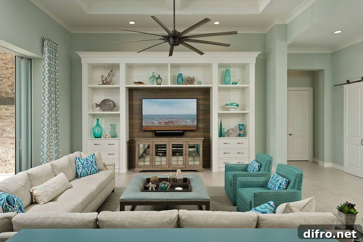 Light greens in a modern beach-style living room