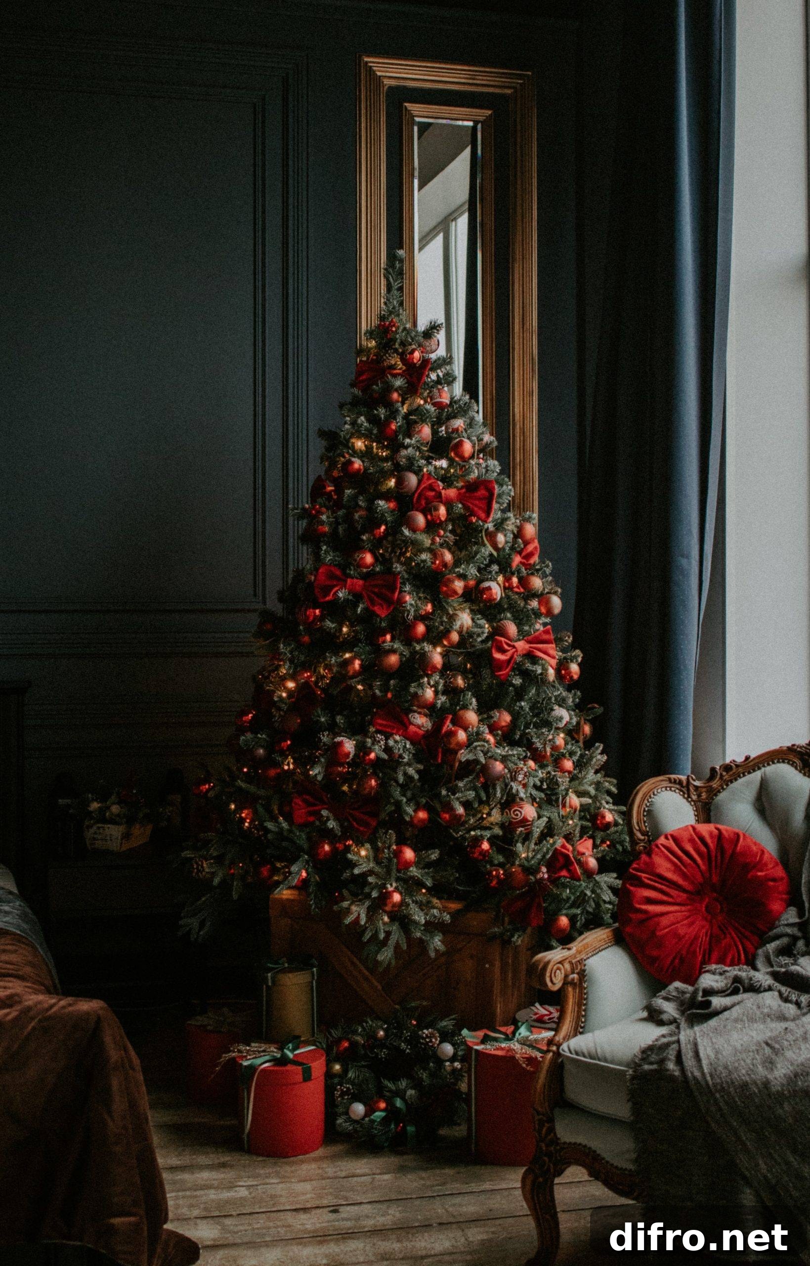 Luxurious red Christmas tree