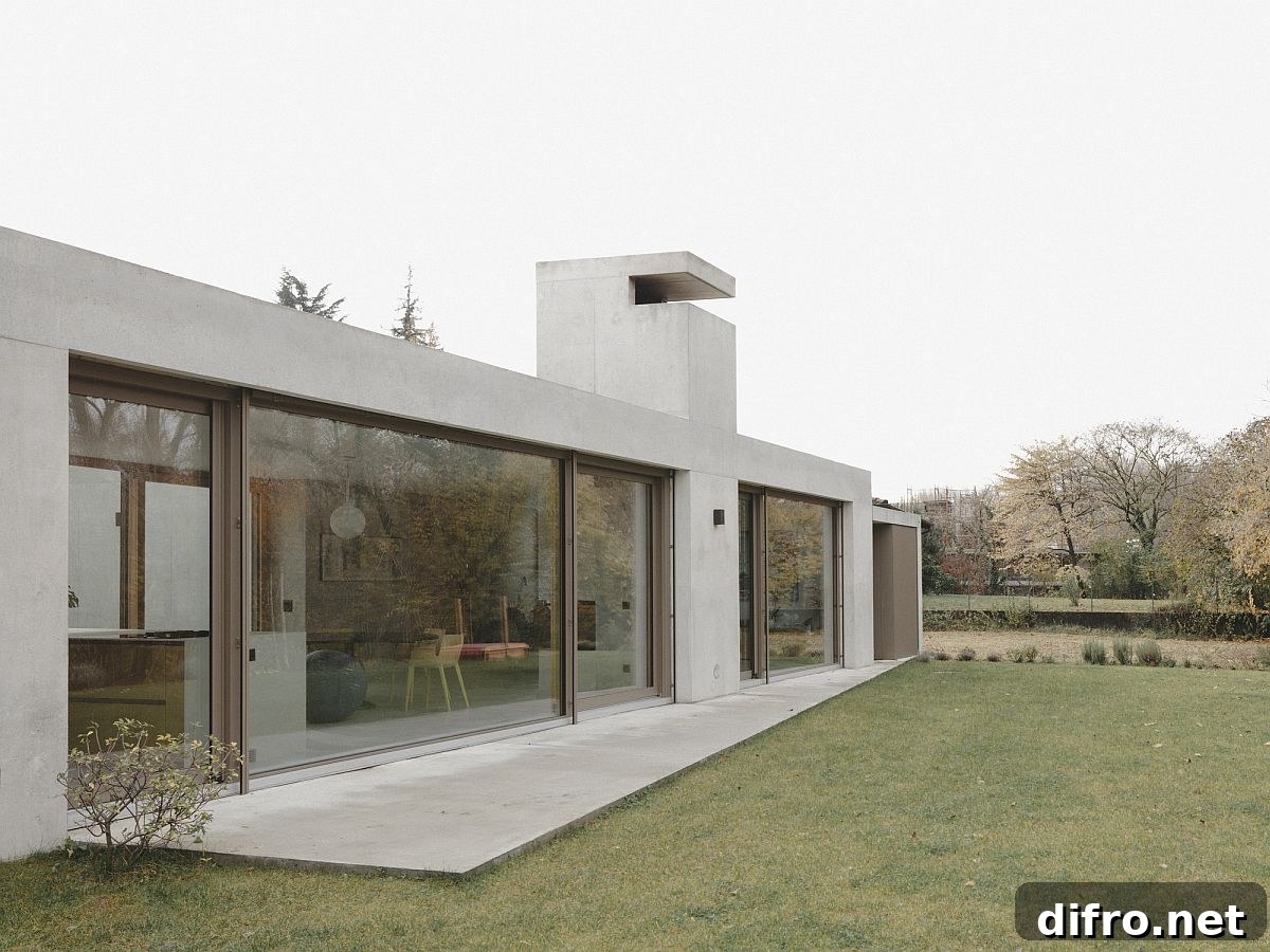 Modern Rusca House exterior with concrete and glass