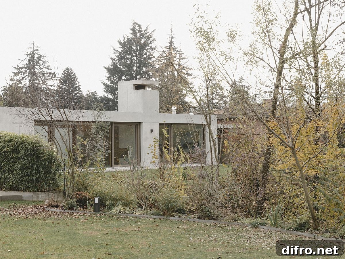 View of the wooded landscape around the home