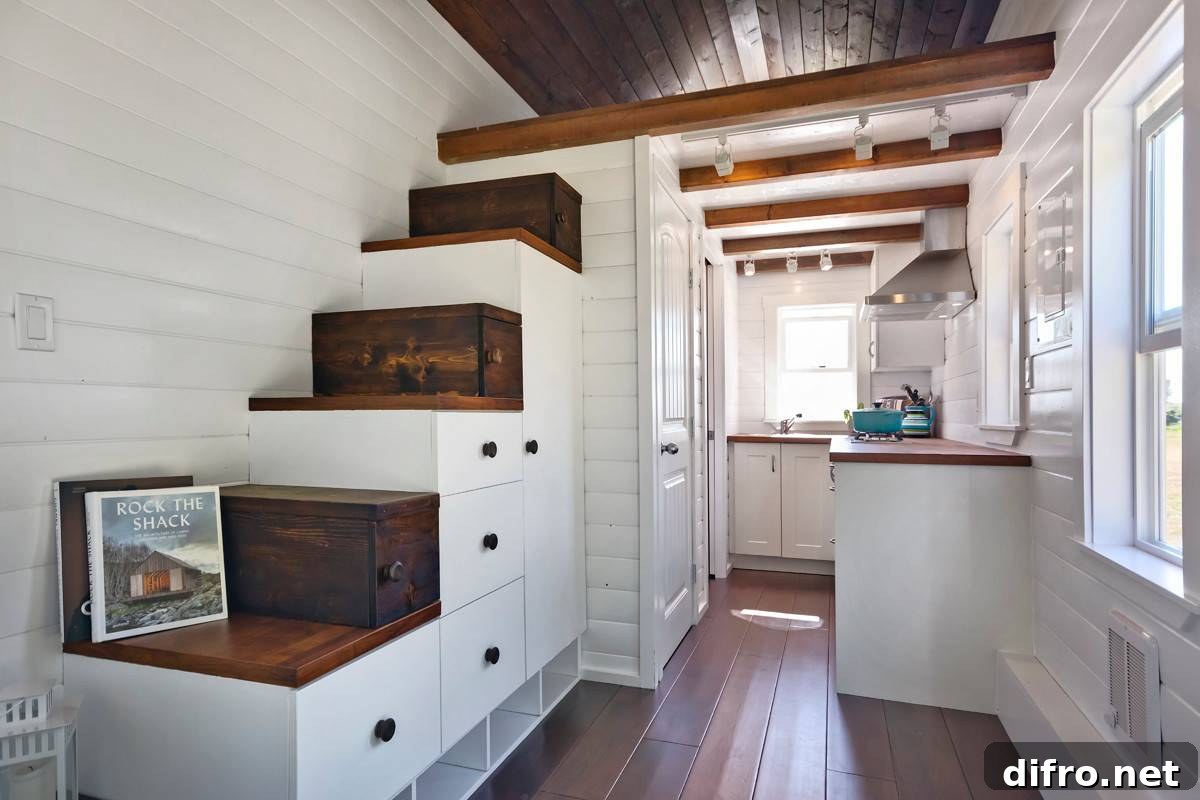 Stairs with built-in storage