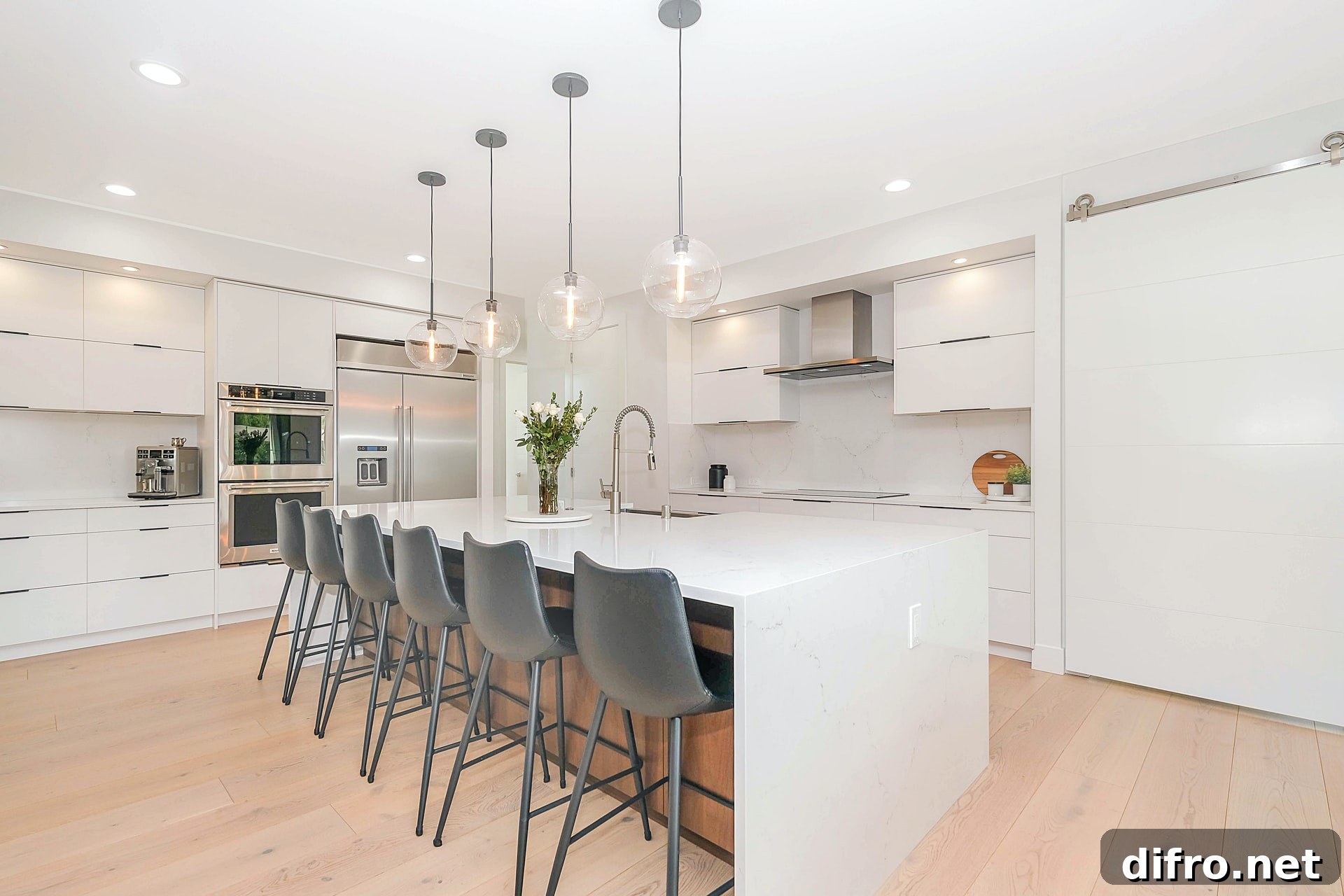Simple metal and glass light fixture