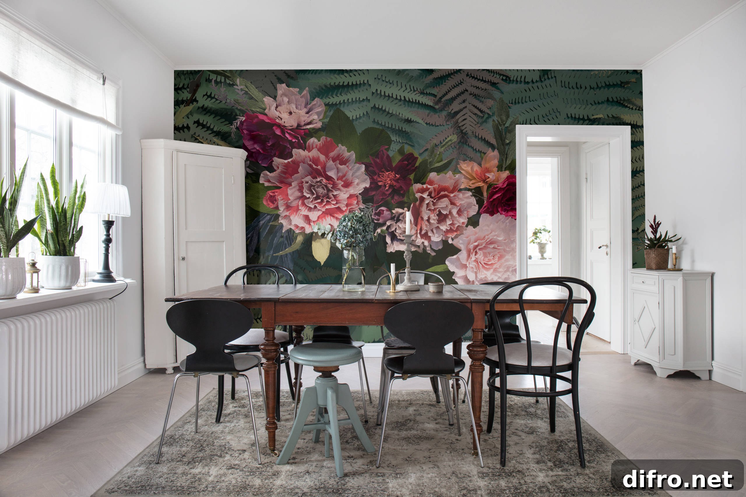 floral mural in dining room
