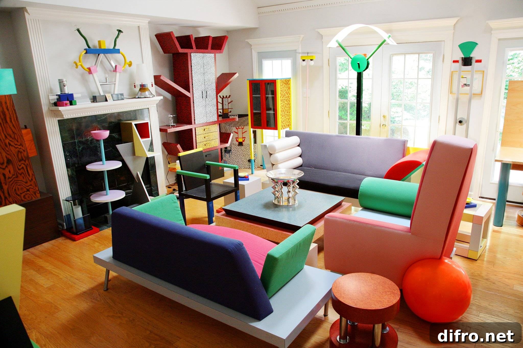 colorful vibrant living room in the memphis design style