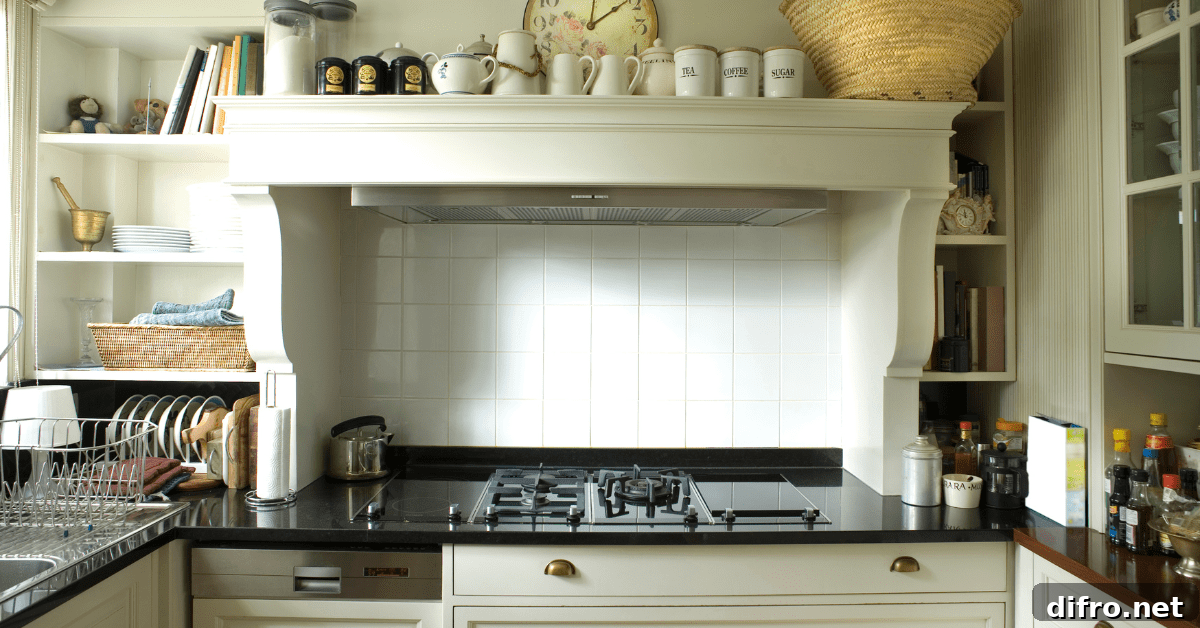 Closeup of retro kitchen applicances.