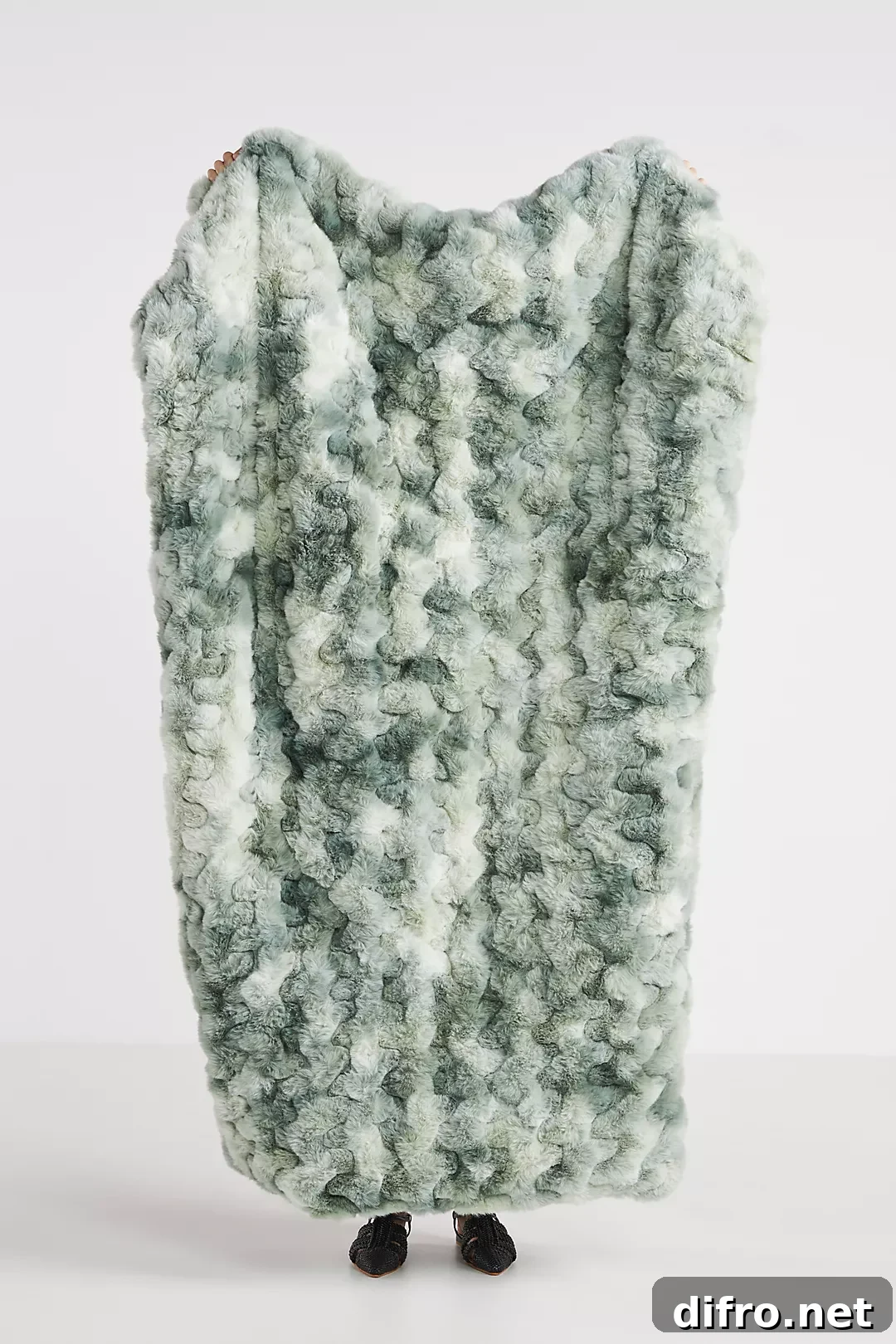 luxe faux fur throw blanket product photo in moss color