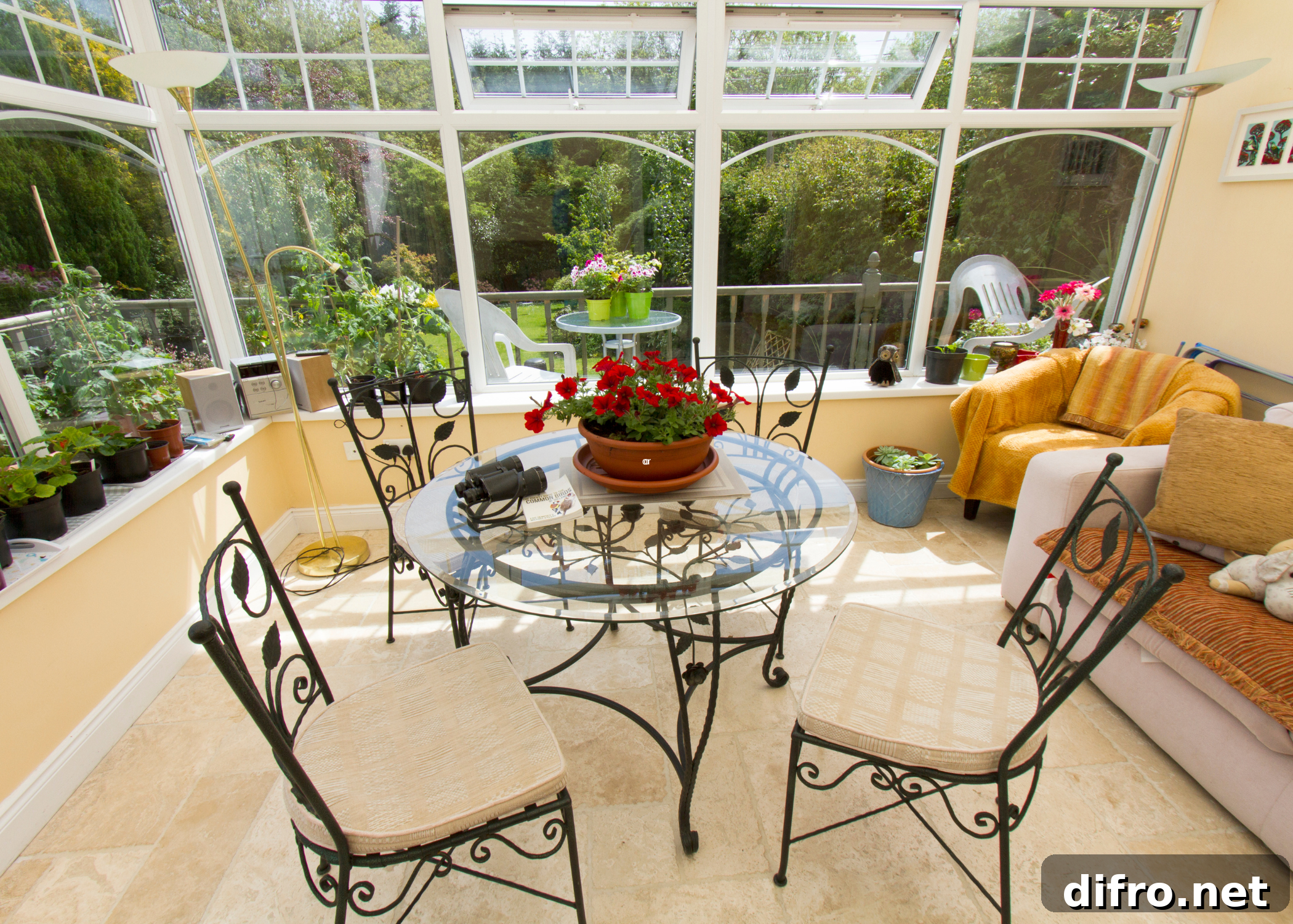 Small sunroom with a patio bistro set