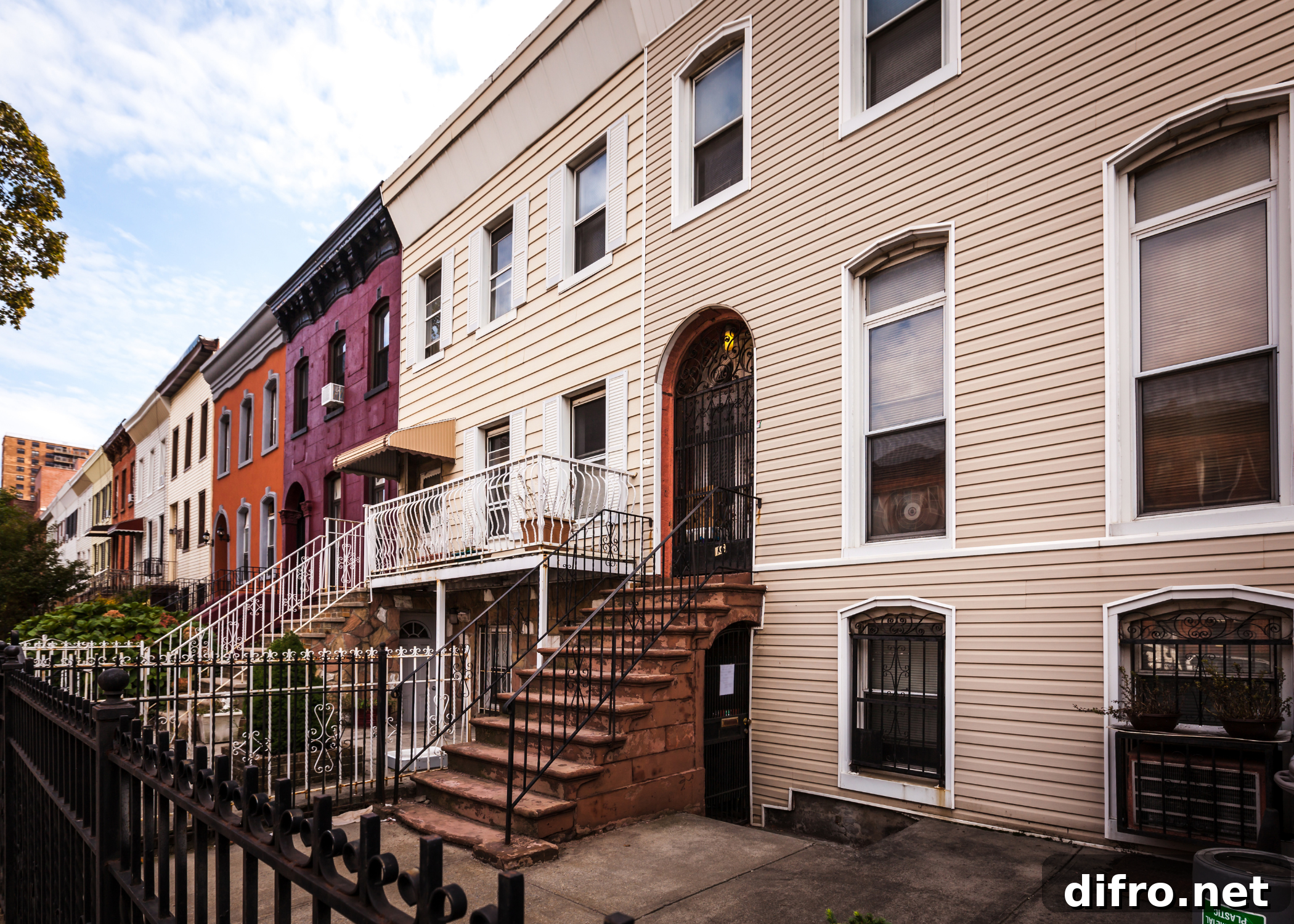 Row Houses Explained: History, Design, and Urban Appeal 7 exterior of rowhouses