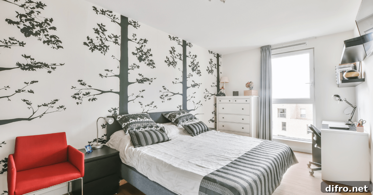 Bedroom with wallpaper