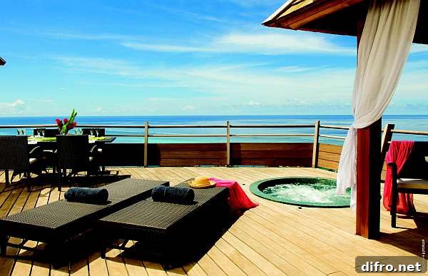 Villa with wooden deck and jacuzzi