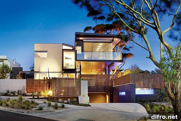 Exterior view of Coronet Grove Residence