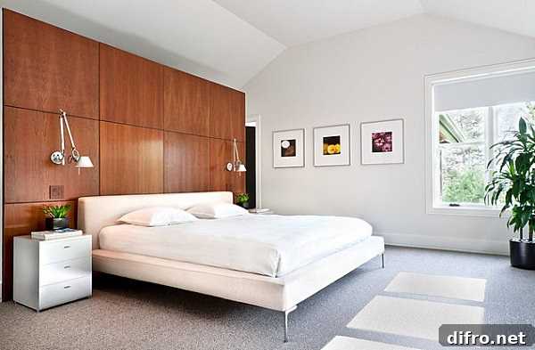 Symmetrical minimalist bedroom