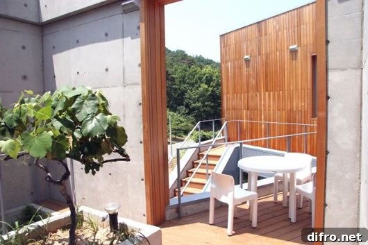 Hye Ro Hun House by IROJE KHM Architects