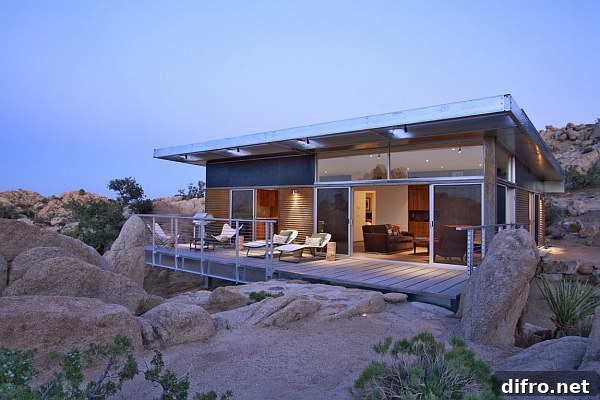 Beautiful Blue Sky Prefabricated home with steel frame