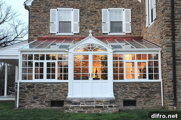 Craftsman Green house porch 4