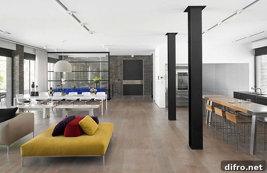 Living area of the Ramat Hasharon House