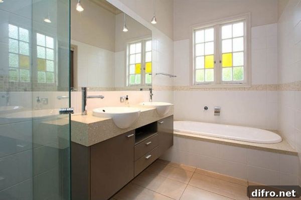 Bathroom and finishes
